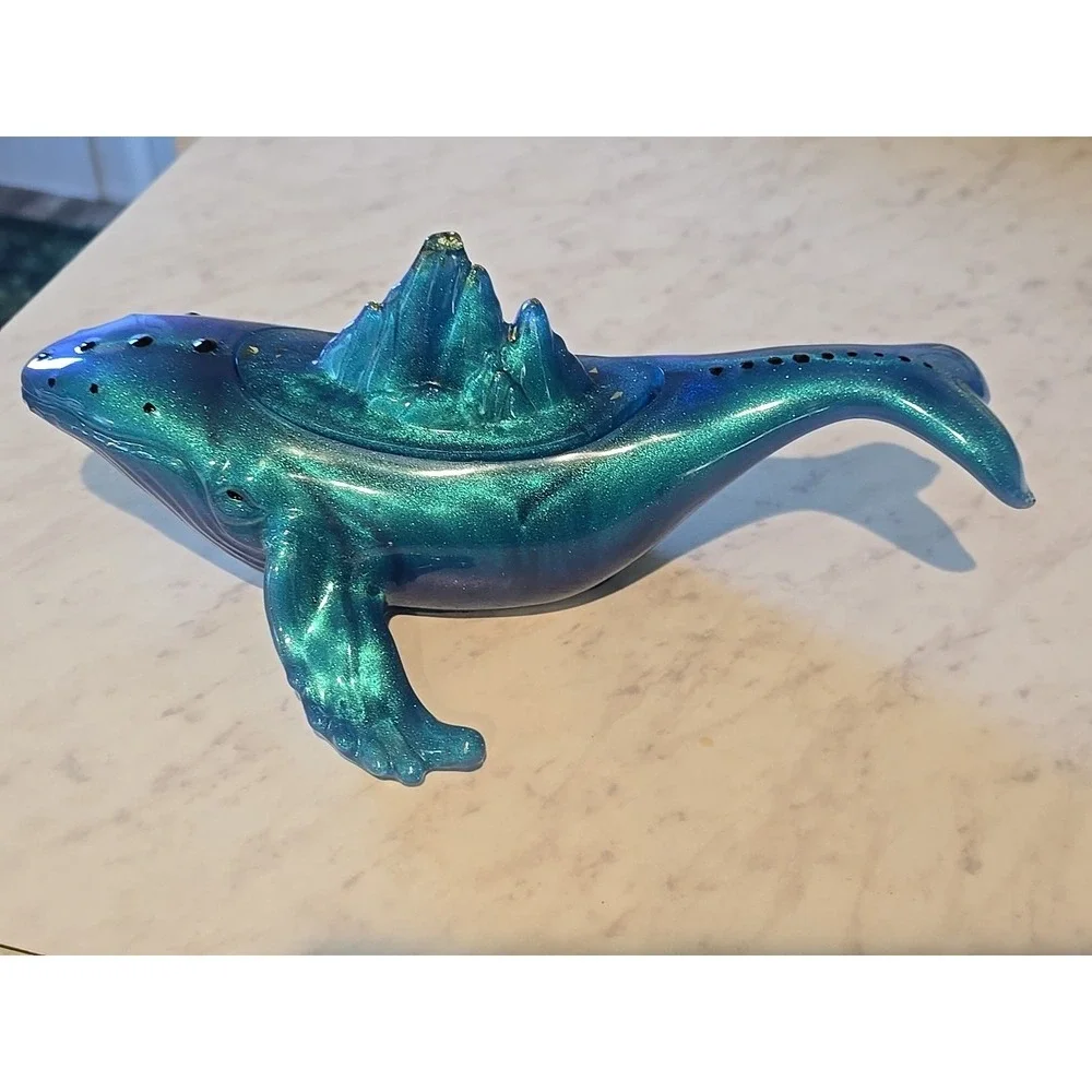 Resin Blue Whale Decoration Gift Trinket Holder Handmade. 630